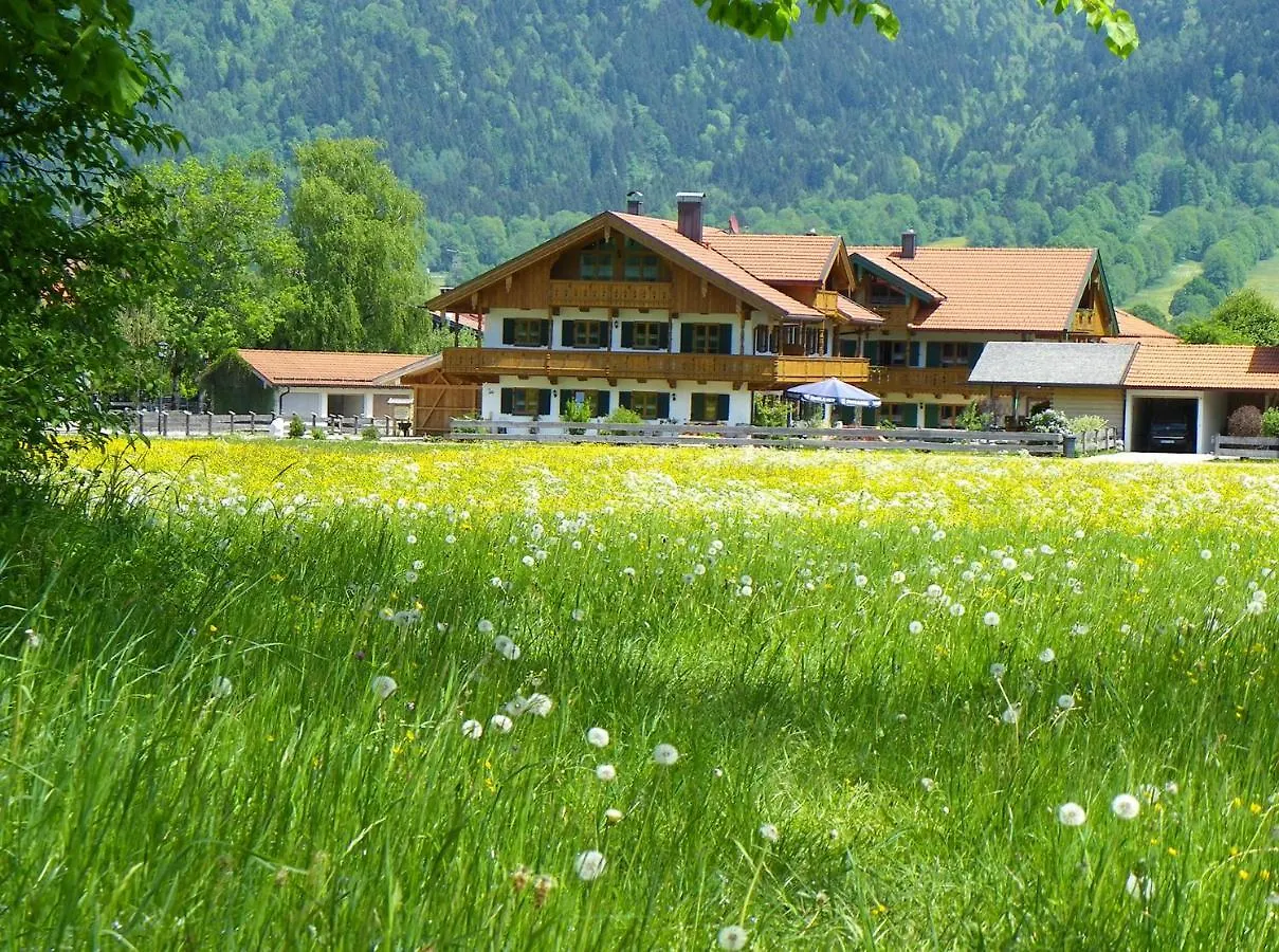 Ferienwohnungen Am Lahnerbach Lenggries Apartment